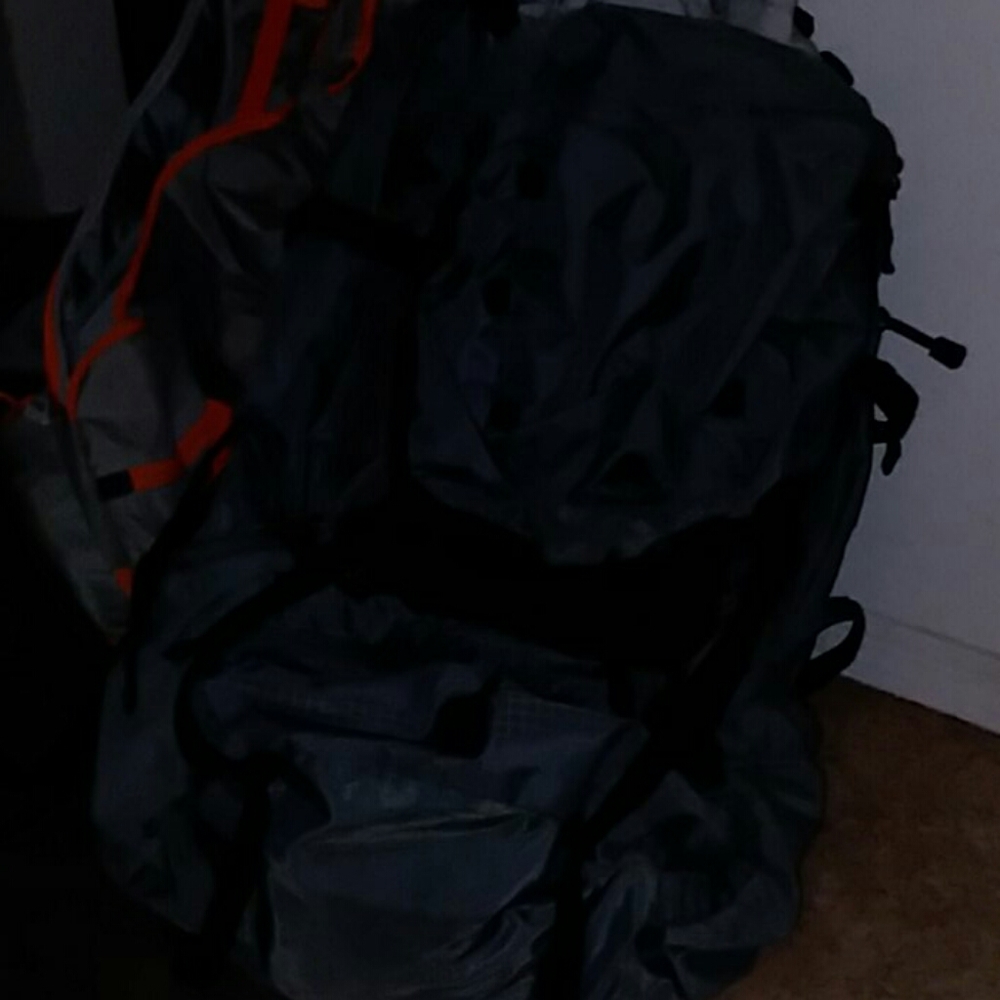 2 top notch hiking bags